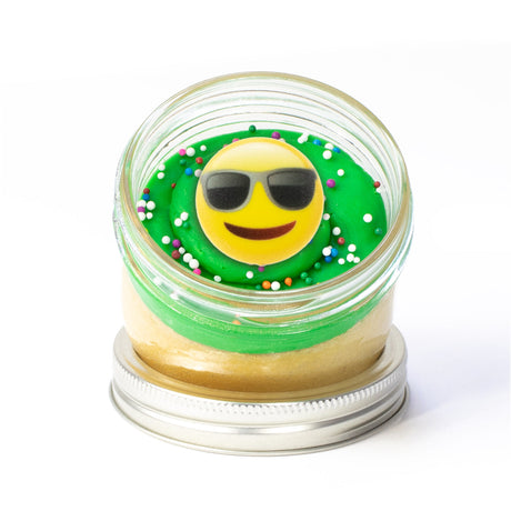 Emoji Jarcake: Fun Nut-Free Party Favour