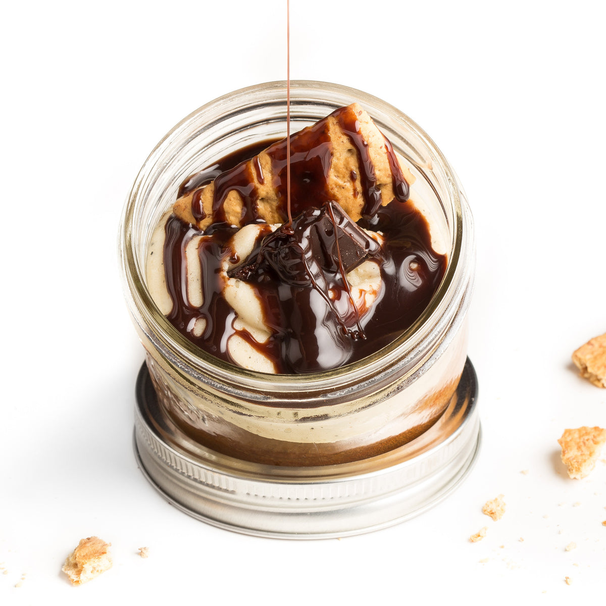 S'mores Jarcake (available in Mini/Regular sizes) in a jar with personalized sticker option, toasted marshmallow and chocolate for nut-free delivery in Toronto.